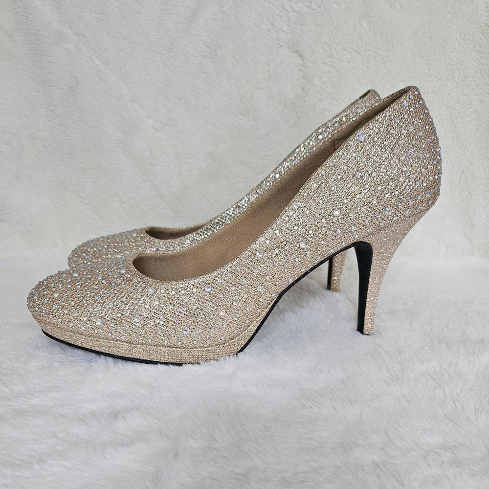 Silver Slipper Gold/Champagne glitter pumps with rhinestones